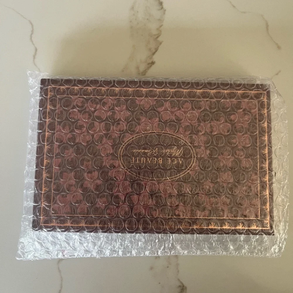 ACE Beaute Mystic, Romance, palette, new inbox, 15 shades, vegan‎ & cruelty free